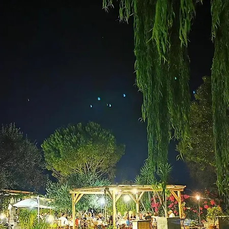 Le Tagliate Κατάλυμα σε φάρμα