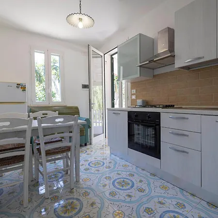 Le Tagliate Κατάλυμα σε φάρμα Uggiano La Chiesa